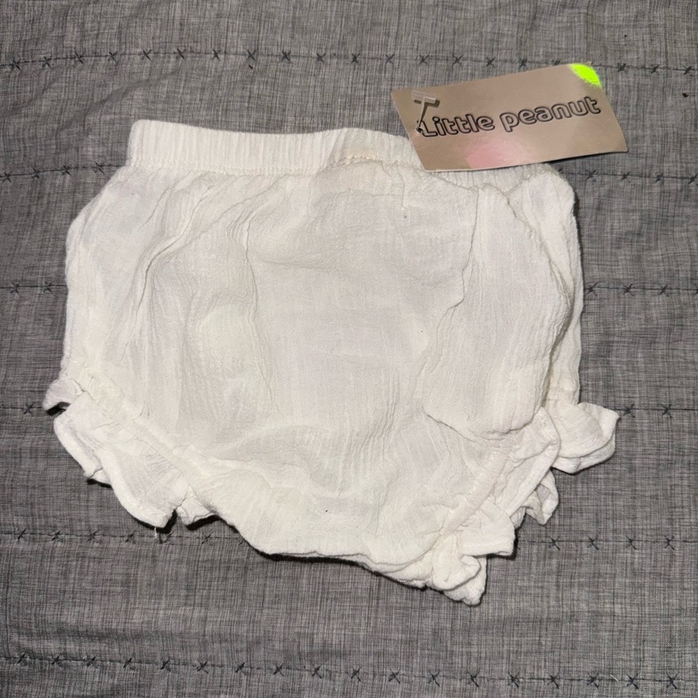 little peanut white ruffle Bloomer